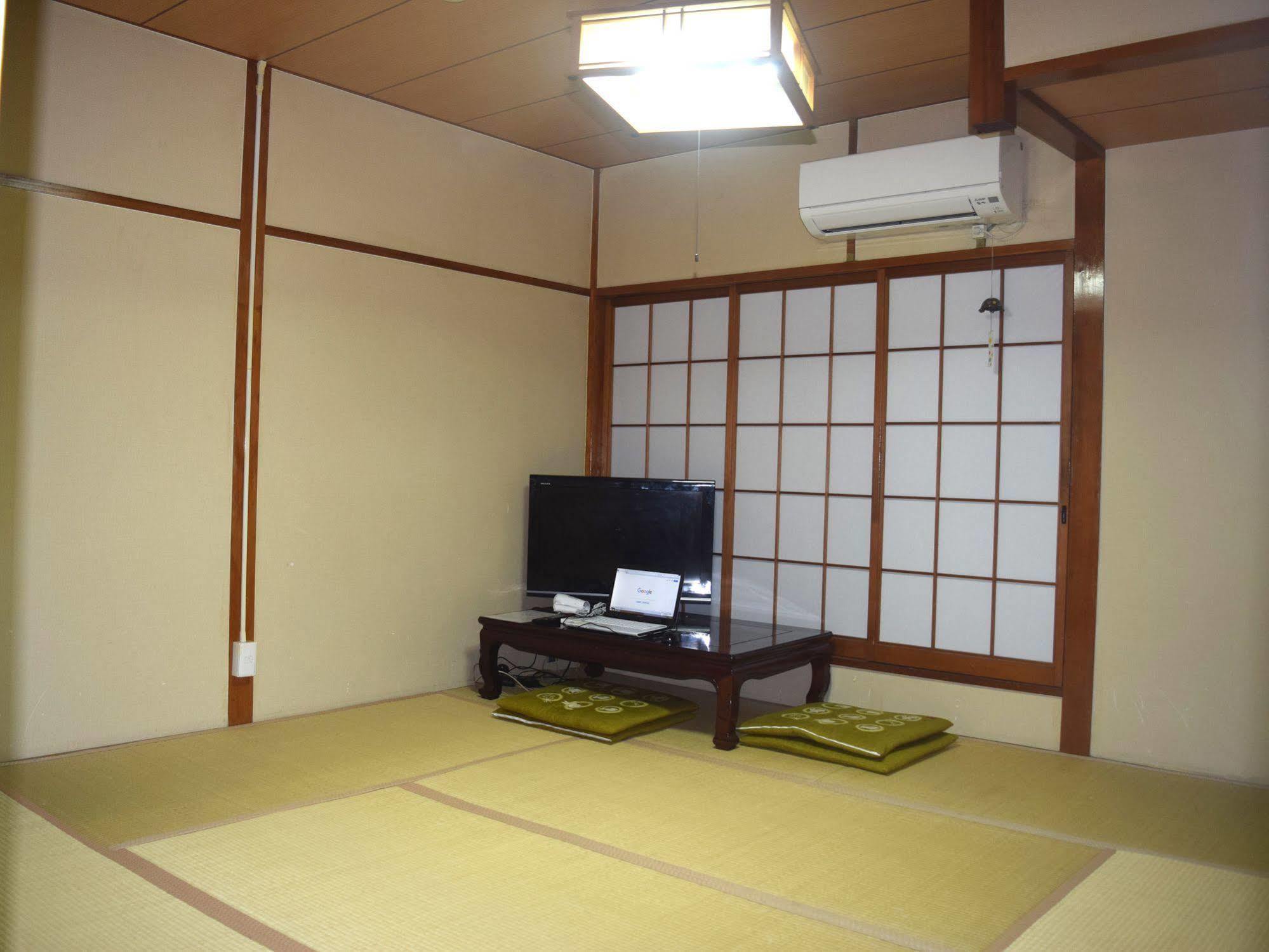 Hotel Yamabe Tenri Exterior foto